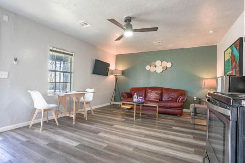 1BR Apt 7 mins Integris Children's #20A