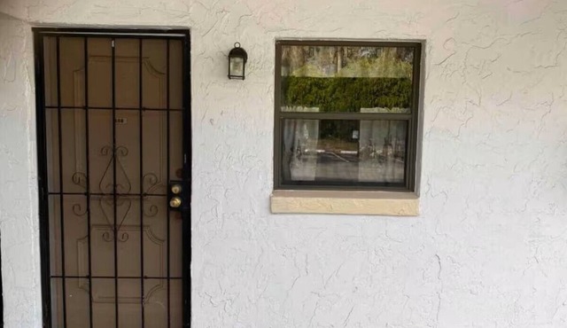 2-bedroom-2 bathroom apartment in Daytona Beach with Golf Course View