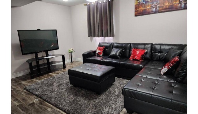 2 Bedroom Apartment with free parking