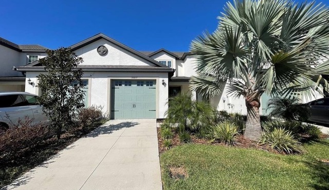 2 Bedroom Townhome 425947 by Houzlet