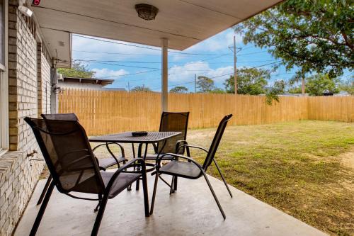 2 Mi to Texas Tech: Pet-Friendly Home, Fenced Yard
