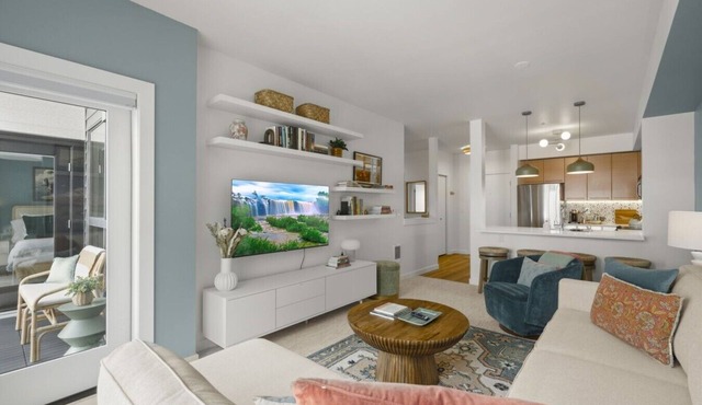 2BR 2BA Pacific Pine Retreat – Capitol Hill