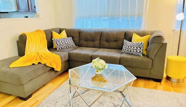 3-Bedroom/2-Bath/Pet OK/Sleeps10