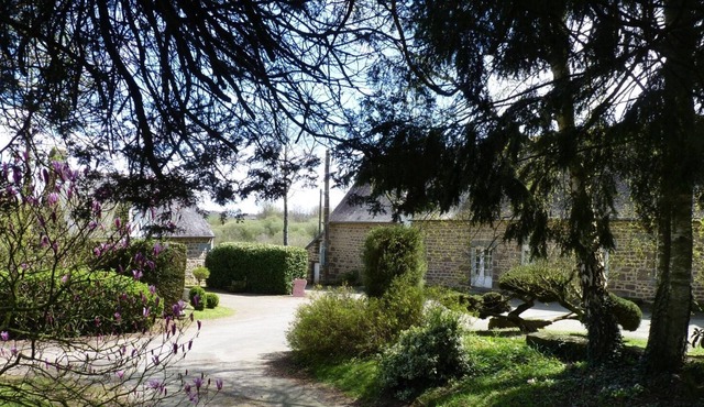 3 group accommodation at the gates of Brittany and Normandy