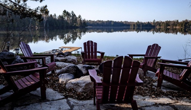 4 BDR, ON water lodge! Near Trails!