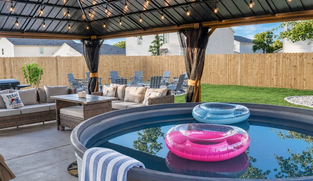 5bd/3ba, Cowboy Pool, Playground, Near Granbury