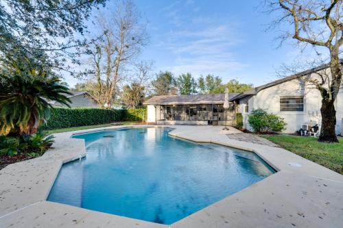 7 Mi to Disney World: Orlando Home w/Private Pool