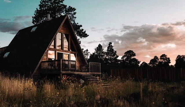 A-Frame Mountain View Cabin with loft on 1.5 acres in Coconino National Forest