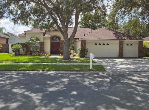 Accessible-Friendly Pool Retreat Extended Stay Welcome