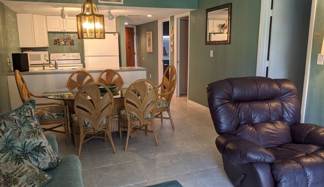 Bass & Fun Condominiums on Lake Okeechobee, 2/2 Condo.