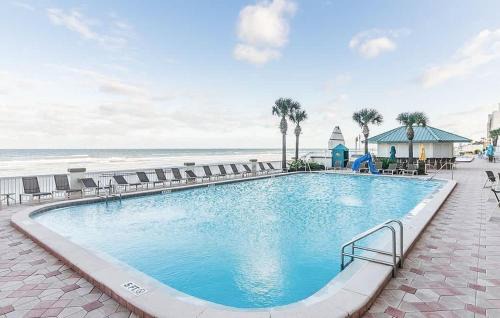 Beach Access Elegant Studio near Top Attractions