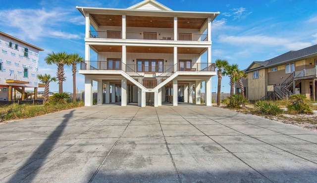 Beach Elite 🌊 Event-Friendly 7BR Estate w/Pool, Chef’s Kitchen + Elevator