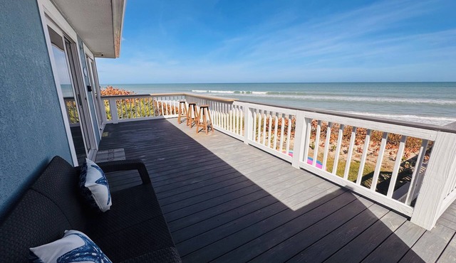 BEACH HOUSE: Oceanfront Sunrise Bliss #6- 1/1 Full kitchen, Private Balcony!