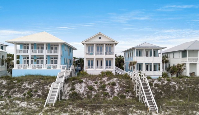 BeachFront Home + Guest Home, Private Pool & Beach