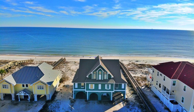 Beachfront in Morgantown, Pools, Pickleball