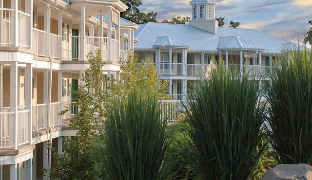Beautiful 2 bedroom unit at resort, sleeps 6