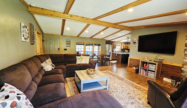 Beautifully remodeled private cabin in the woods with screen porch