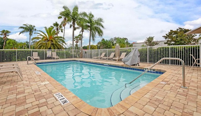 Best Western Edgewater Inn