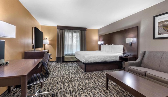 Best Western Plus Denton Inn & Suites