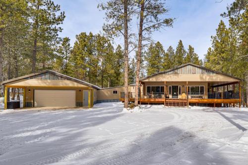 Black Hills Vacation Lodge: New Home! Just Opened!