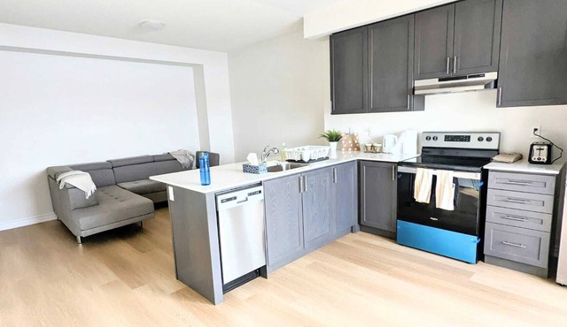 Brand New Cozy 2 Bed 1.5 Bath Townhouse
