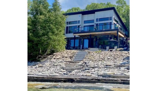 Bruce Peninsula Modern Luxury Waterfront Retreat