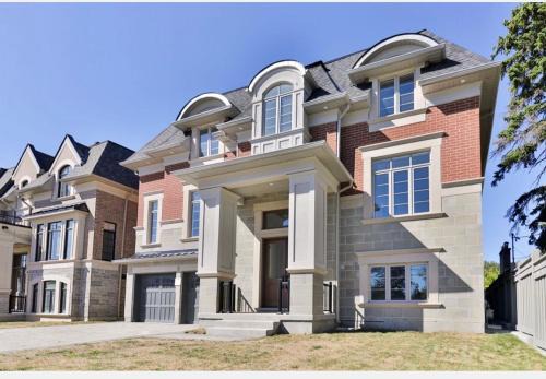 C-Spacious n bright low-level room near Yonge-Finch - Willowdale Grand Residence