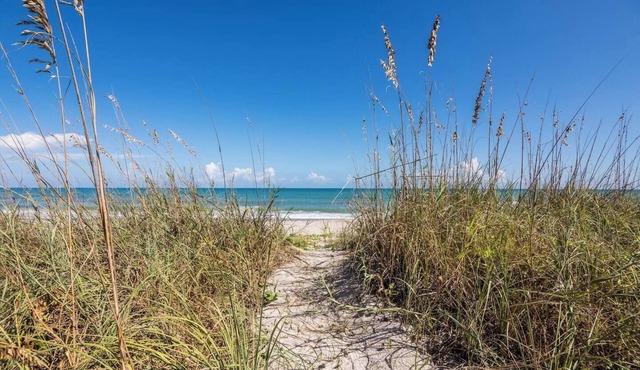Castaway Cottage – paradise at the beach!