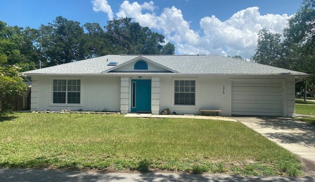 Charming 2-bedroom house with WiFi, AC in enchanting Daytona Beach