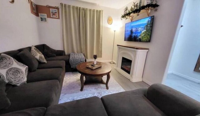 Charming 2-bedroom house with WiFi, AC in welcoming Ogden