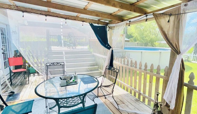 Charming 3-bedroom farmhouse in Valdosta with AC, WiFi, Jacuzzi Tub