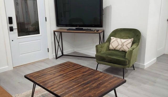 Charming centric Casita close to Texas Tech University, UMC, Americas Bridge.
