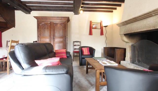 Charming detached house with garden in Normandy