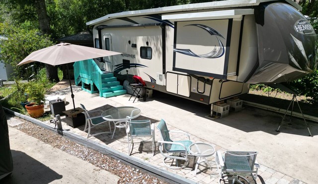 Charming RV in Tranquil Salt Springs Florida