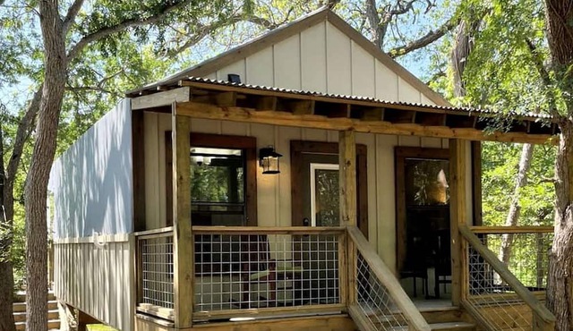 Charming Tented Waterfront Cabin #19 in Marion, TX
