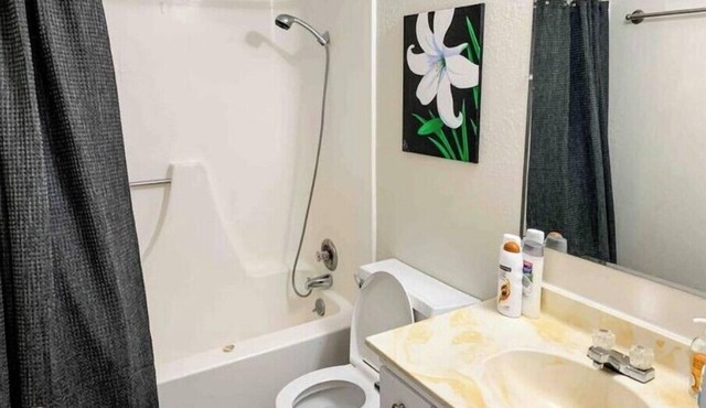 ★Clean&Fresh★3BR/2BA★EZ access to S LBK/S Loop 289