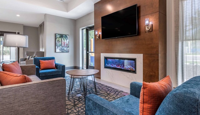 Comfort Suites Gainesville near University