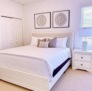 Comfortable Private Room in Luxury Villa - Resort Community - Near Disney