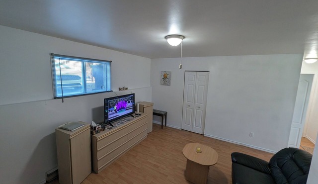 Complete apartment in heart of Perrot Island near Montréal Canadan