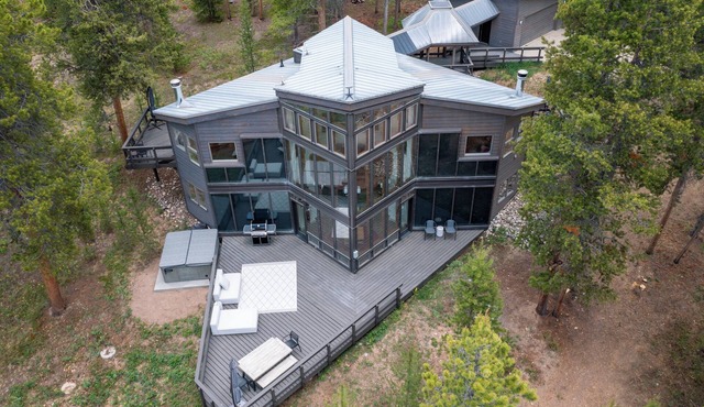 Cosmic Cabin at Devil's Thumb 15mins from Winter Park