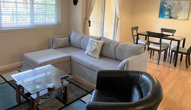 ❤️Covered parking -WIFI Full size W/D in unit. Business Travel Ready.