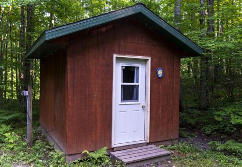 Cozy Cabin with Bunk Beds Surrounded by Nature near White Lake, Wisconsin