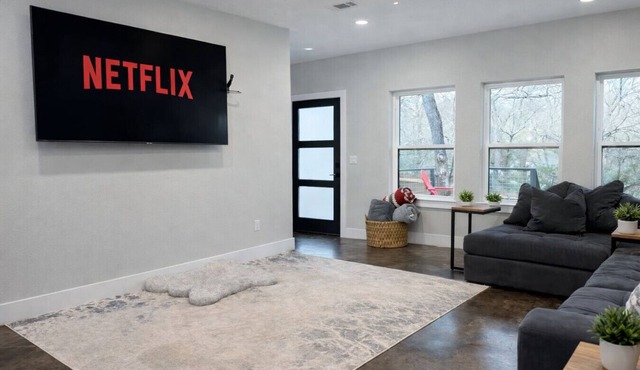 Cozy Home by Tanglewood | A Quiet Comfortable Stay