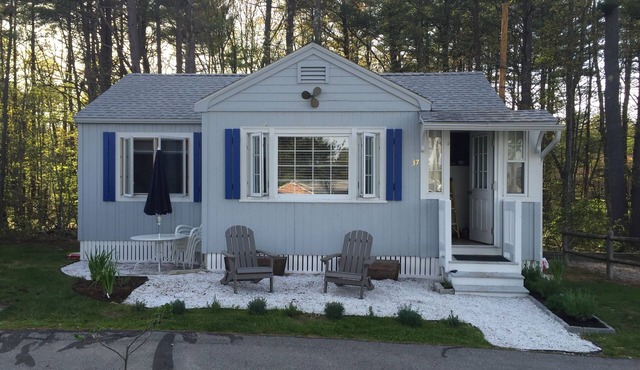 Cozy Ogunquit 2 Bedroom, 2 Bathroom Cottage Minutes from Beaches and Downtown in Ogunquit