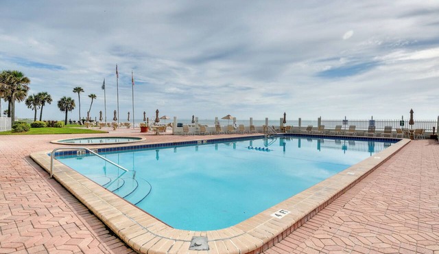 Daytona Beach Condo w/Ocean-View Balcony!