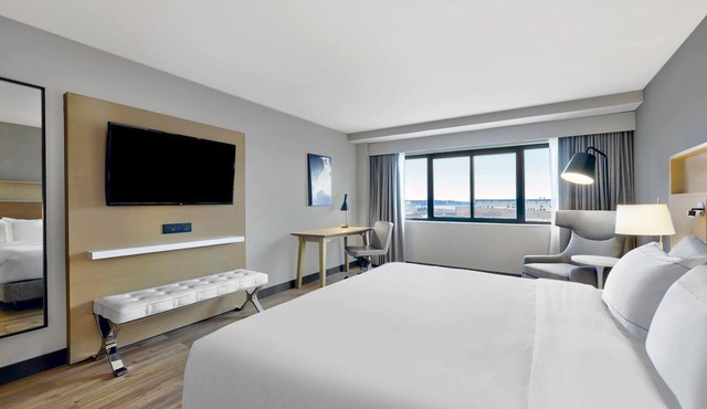 DoubleTree by Hilton Davenport