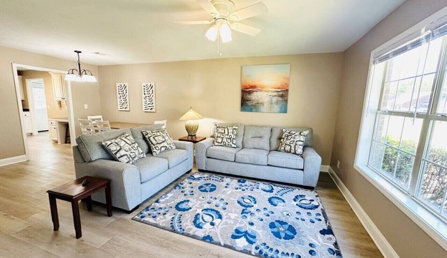 Eastgate 12a Cozy Townhouse