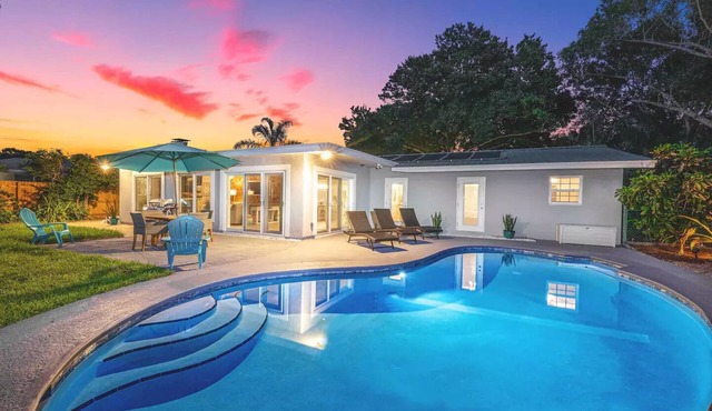 Endless Summer Vacay w/Arcade & Heated Pool