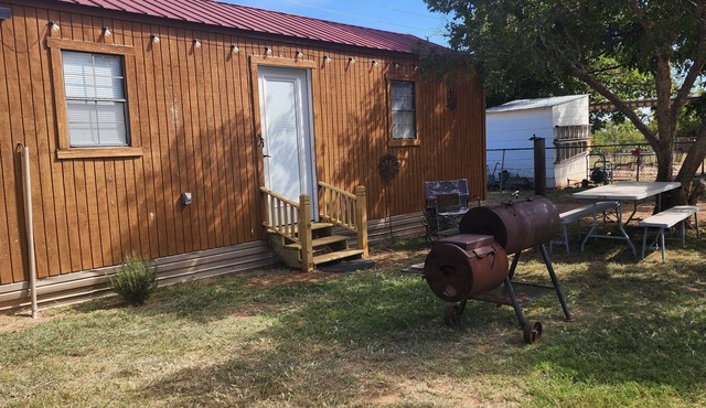 Enjoy Shore Thing Cabin at White River Reservoir!
