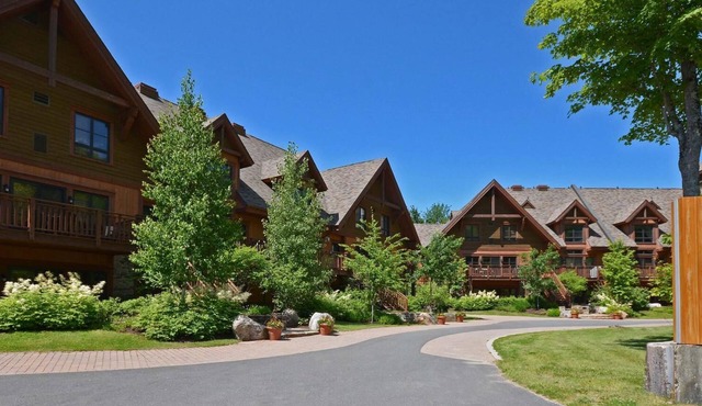 Etoile du Matin by Tremblant Platinum
